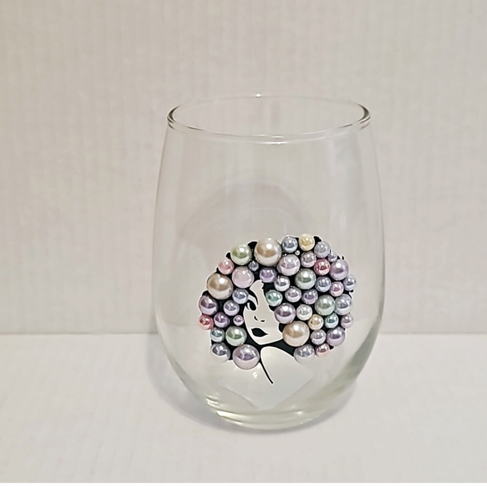 Hand blinged wine glass - Picture 1 of 4